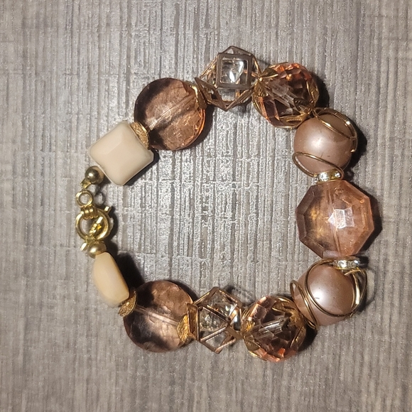 Bracelet - Picture 1 of 2